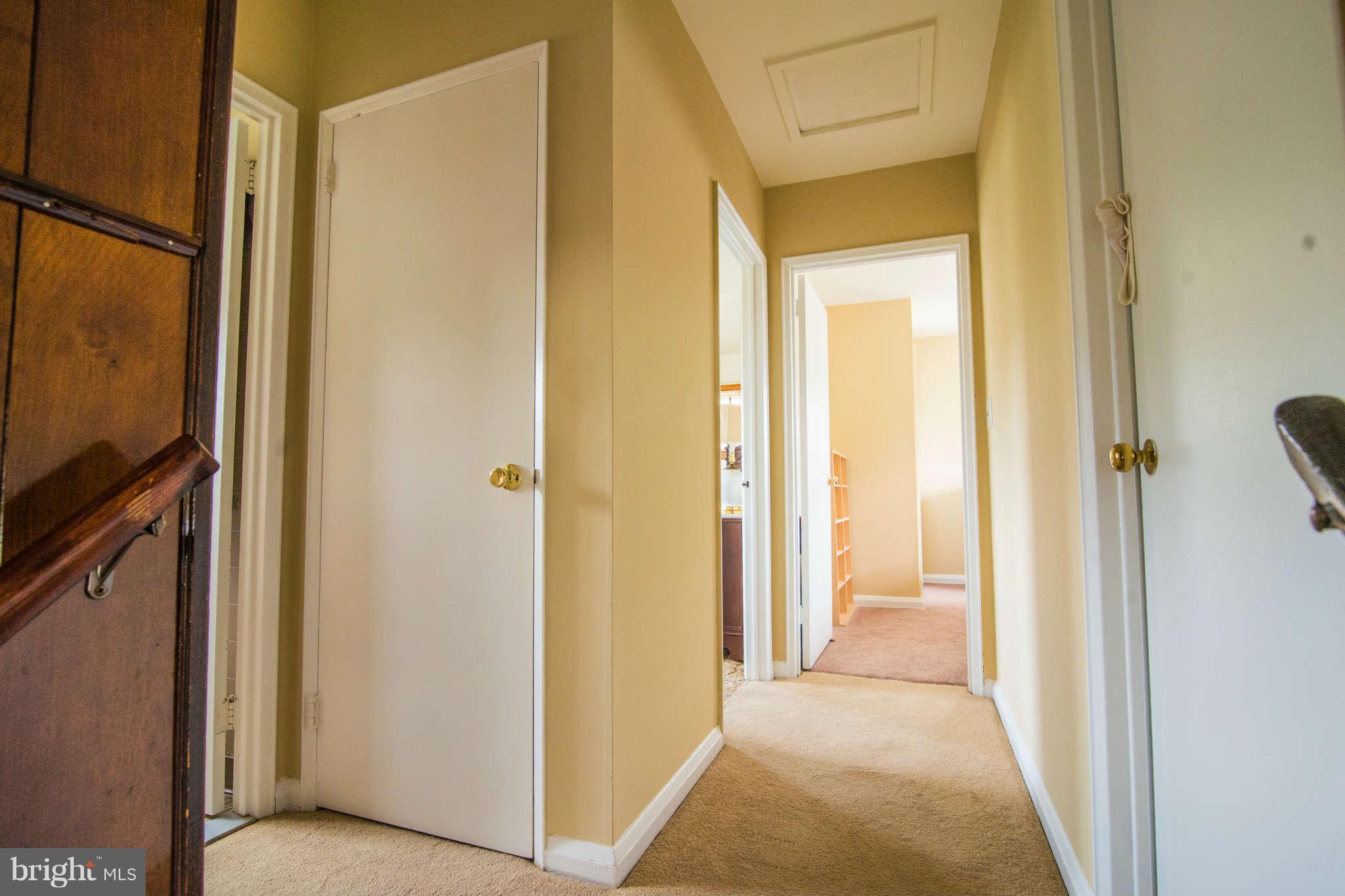 5910 Moorehead Road Baltimore, MD 21228 - Photo 9 of 18 Interior General