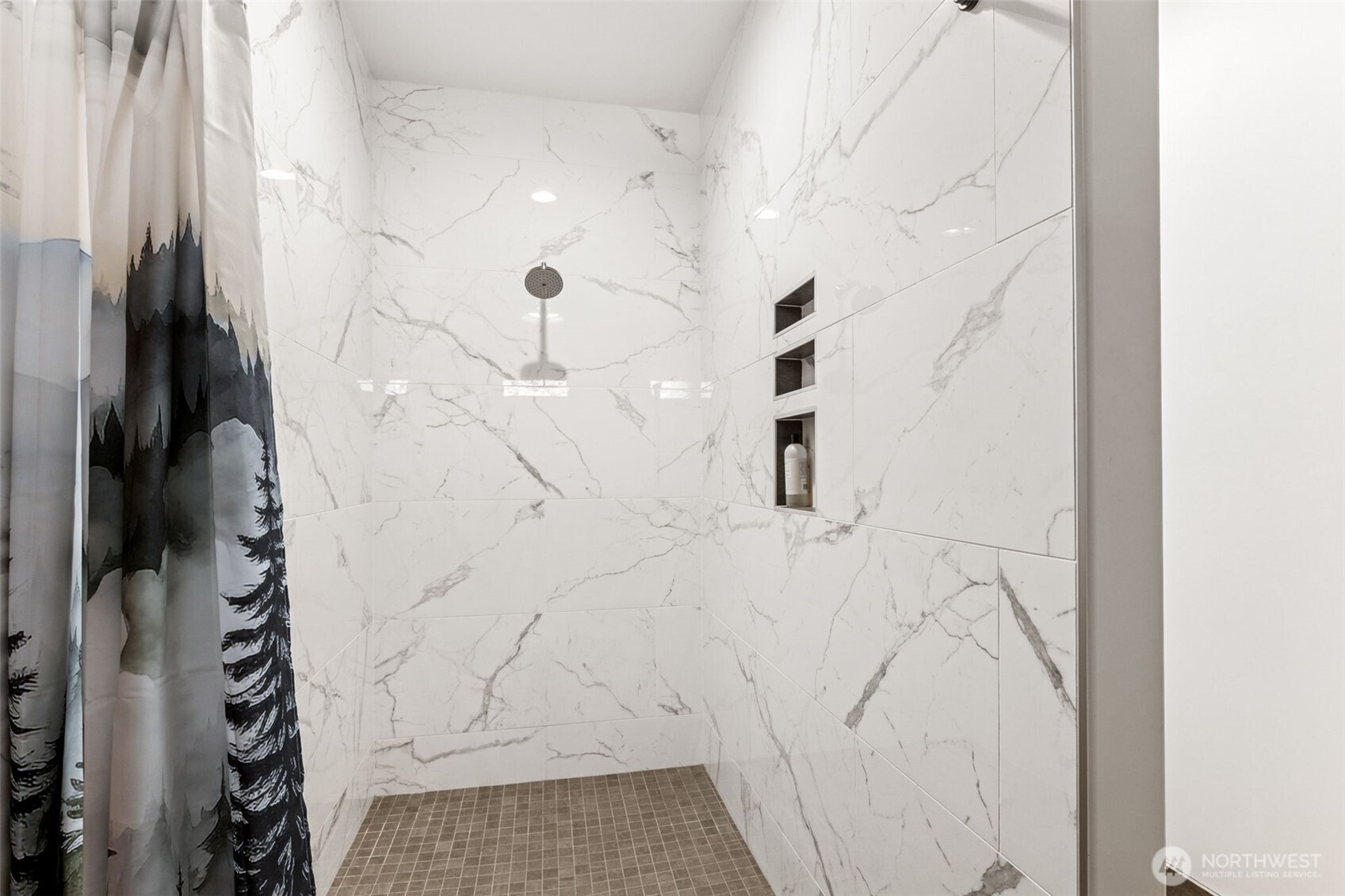 5233 Pheasant Run Anacortes, WA 98221 - Photo 12 of 36