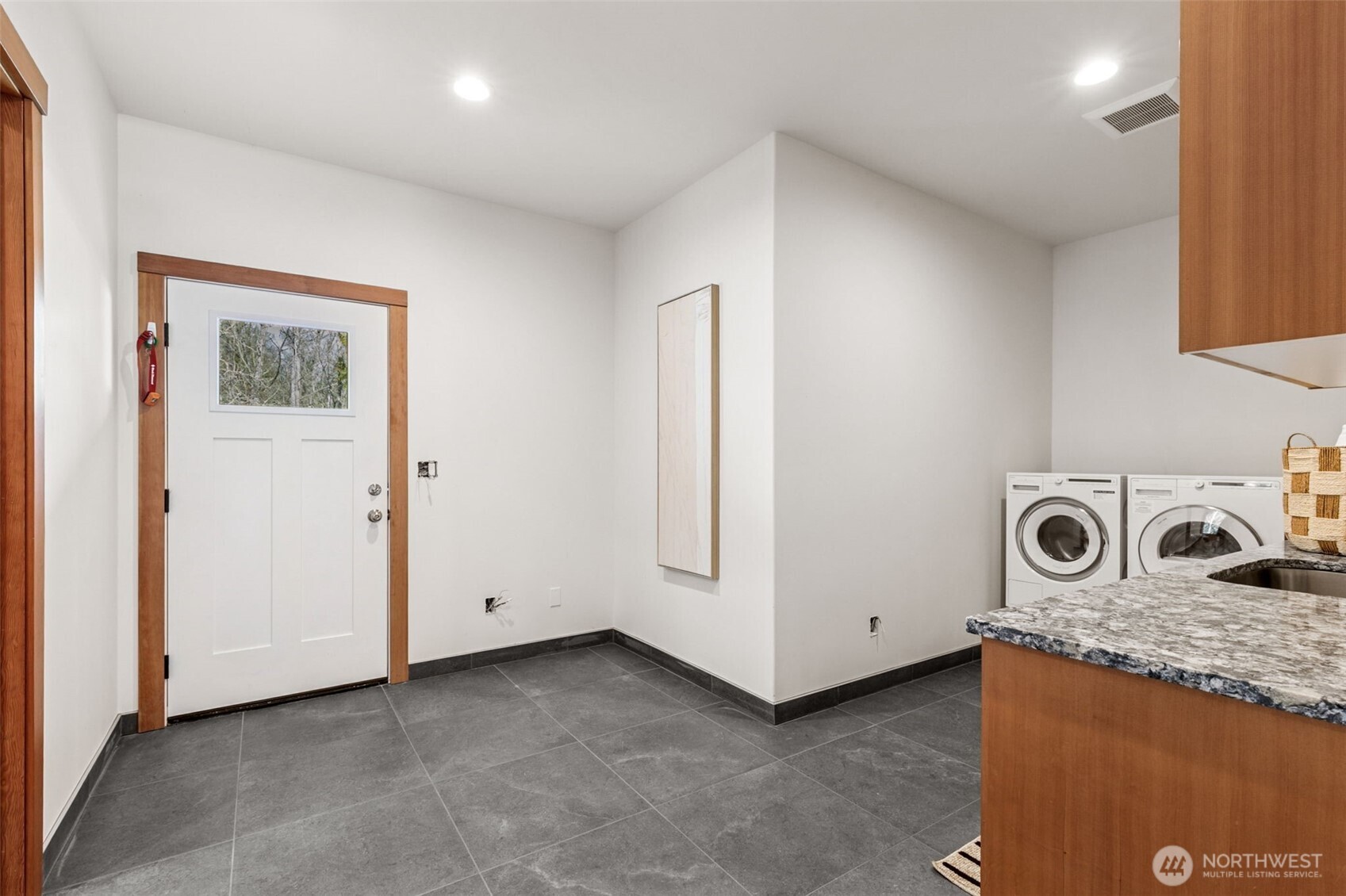 5233 Pheasant Run Anacortes, WA 98221 - Photo 15 of 36