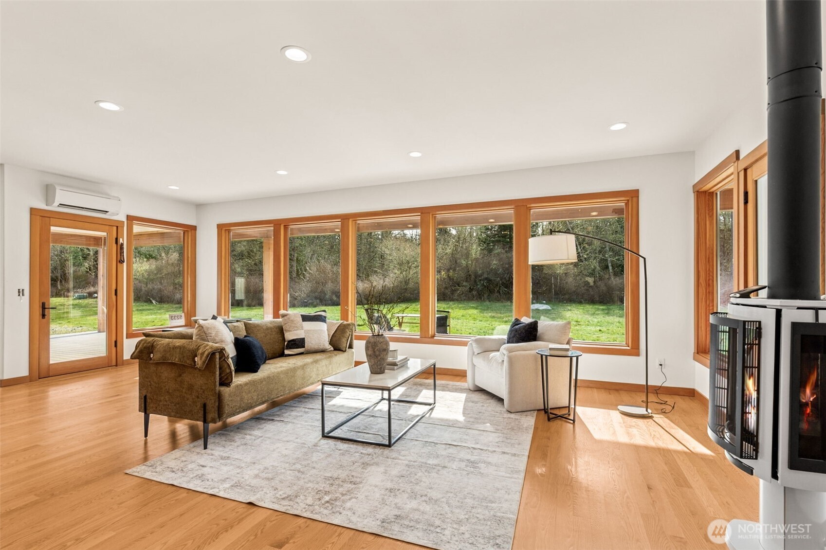 5233 Pheasant Run Anacortes, WA 98221 - Photo 2 of 36