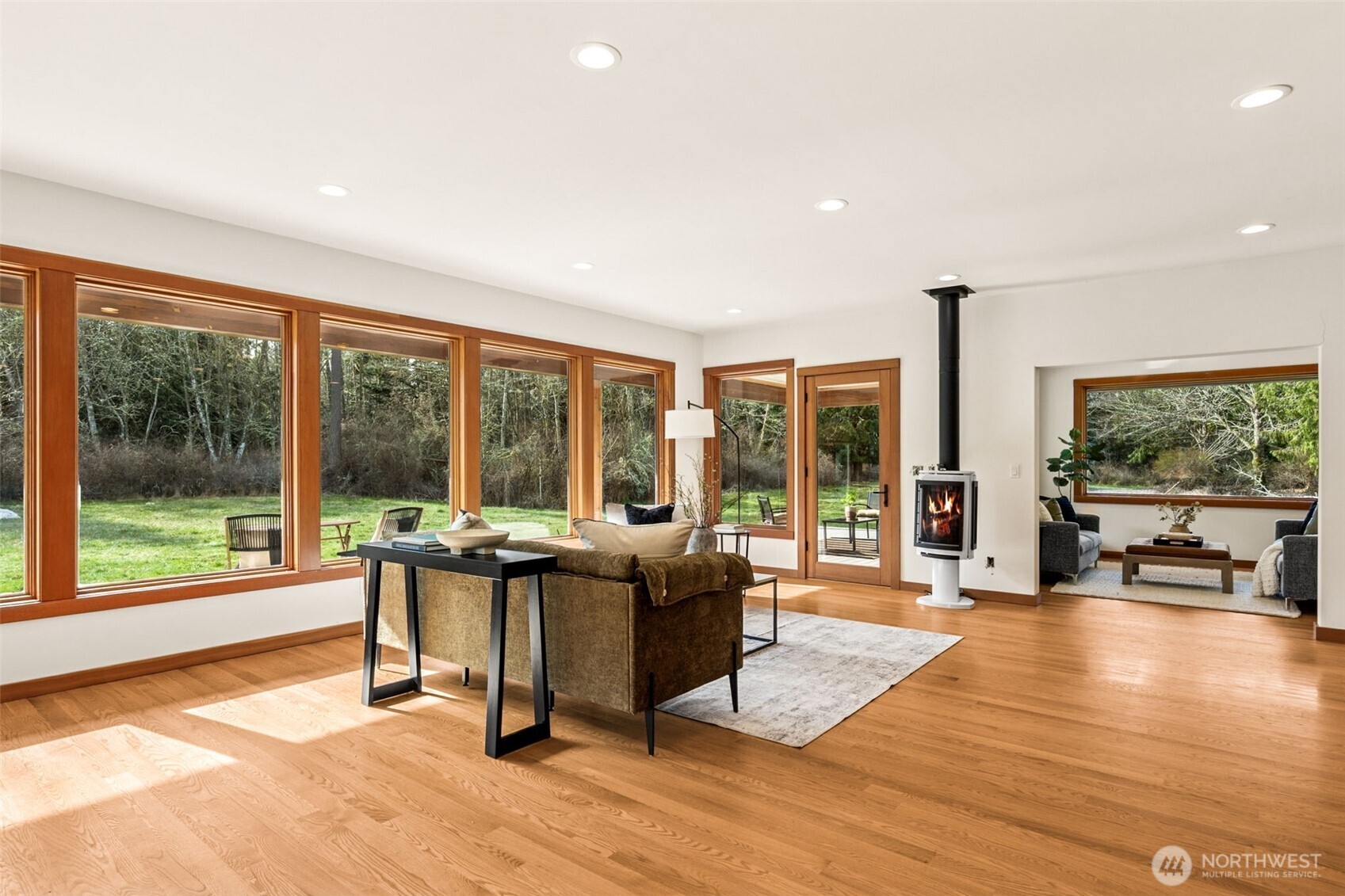 5233 Pheasant Run Anacortes, WA 98221 - Photo 4 of 36