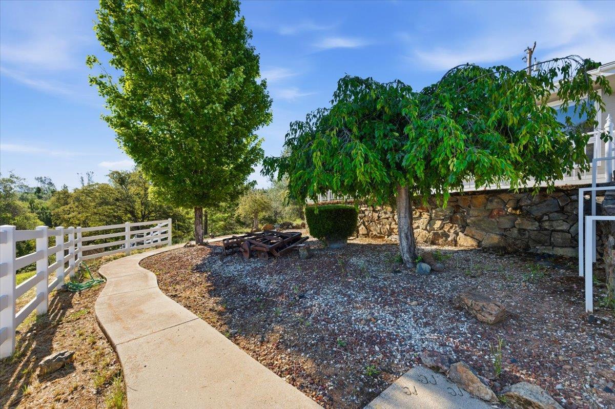 22233 McCourtney Road Grass Valley, CA 95949 - Photo 33 of 89