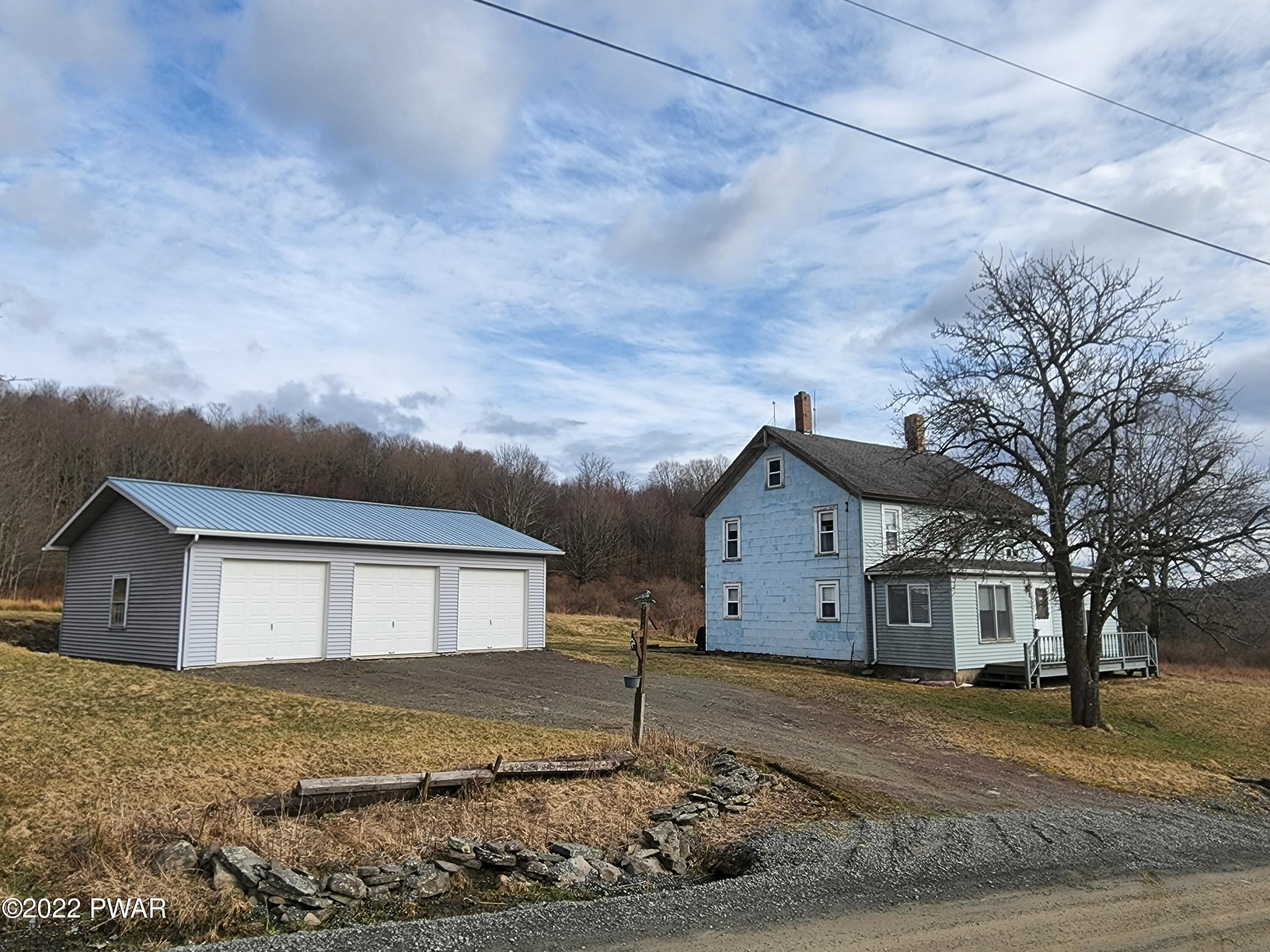 76 Schuman Road Damascus, PA 18415 - Photo 5 of 29 Home With 3 Car Garage