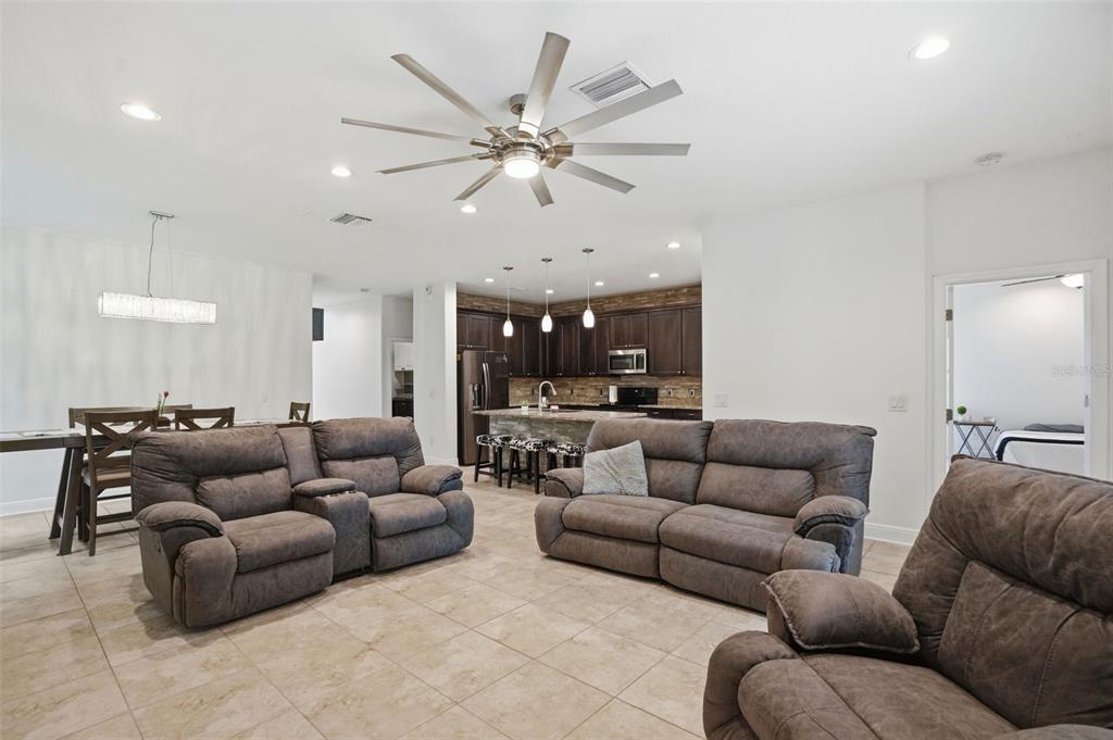 12417 Coralbean Court New Port Richey, FL 34654 - Photo 5 of 64