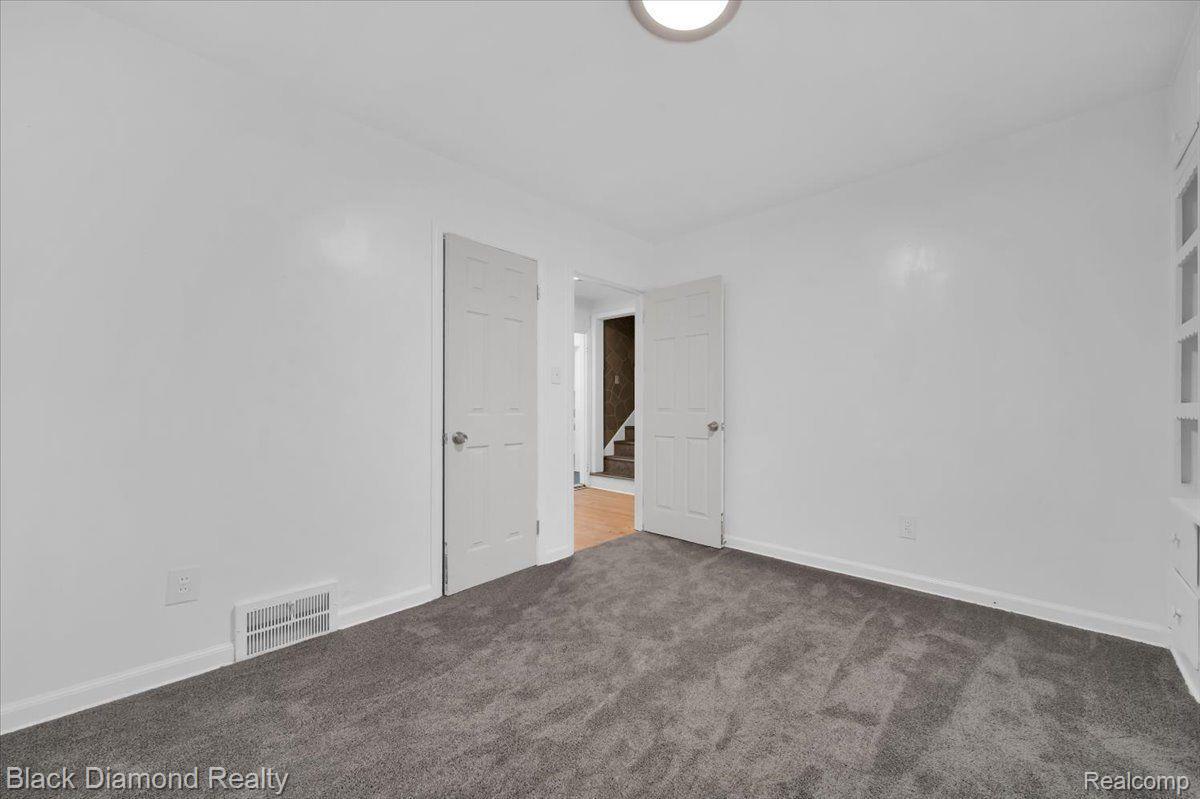 9963 Balfour Road Detroit, MI 48224 - Photo 9 of 16 Gallery Image 9