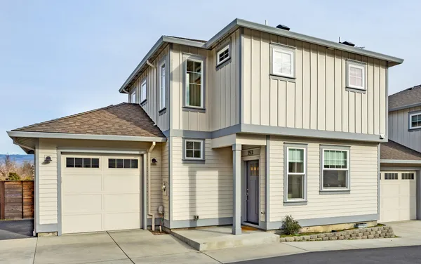 $425,000 | 353 South Mountain Avenue, Ashland, OR 97520