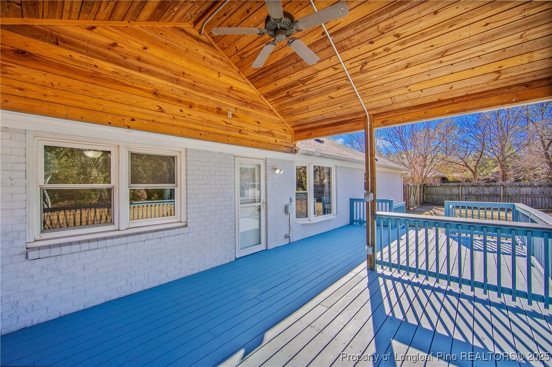 427 Dunmore Road Fayetteville, NC 28303 - Photo 31 of 37