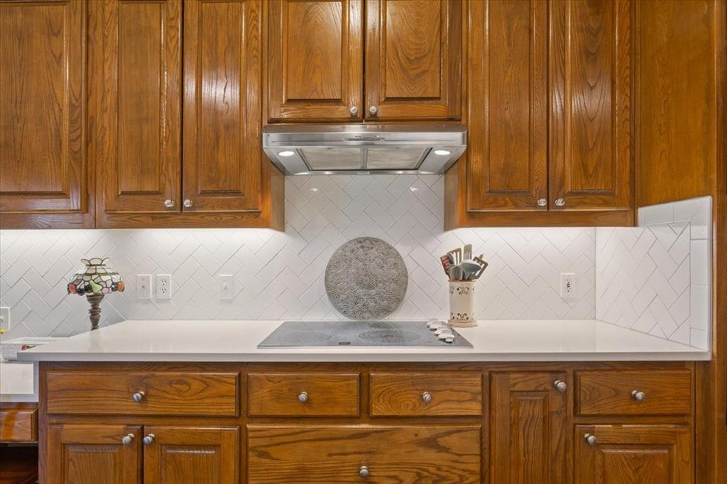 6008 Mesquite Tree Court Waco, TX 76708 - Photo 23 of 39