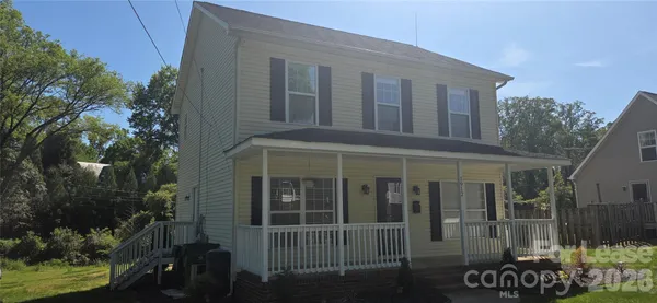 $3,100 | 1912 Baxter Street, Charlotte, NC 28204