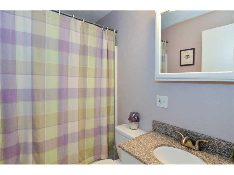 1802 Arona Road Irwin, PA 15642 - Photo 9 of 19 Full Bath. Full updated bath on the second floor!