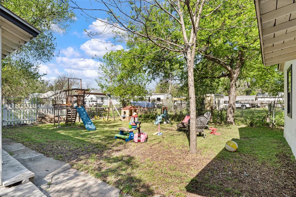 1204 Maxfield Street Waco, TX 76705 - Photo 17 of 19