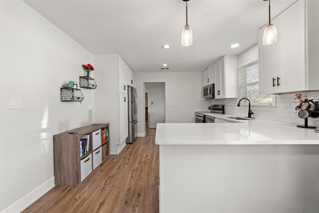 1204 Maxfield Street Waco, TX 76705 - Photo 7 of 19