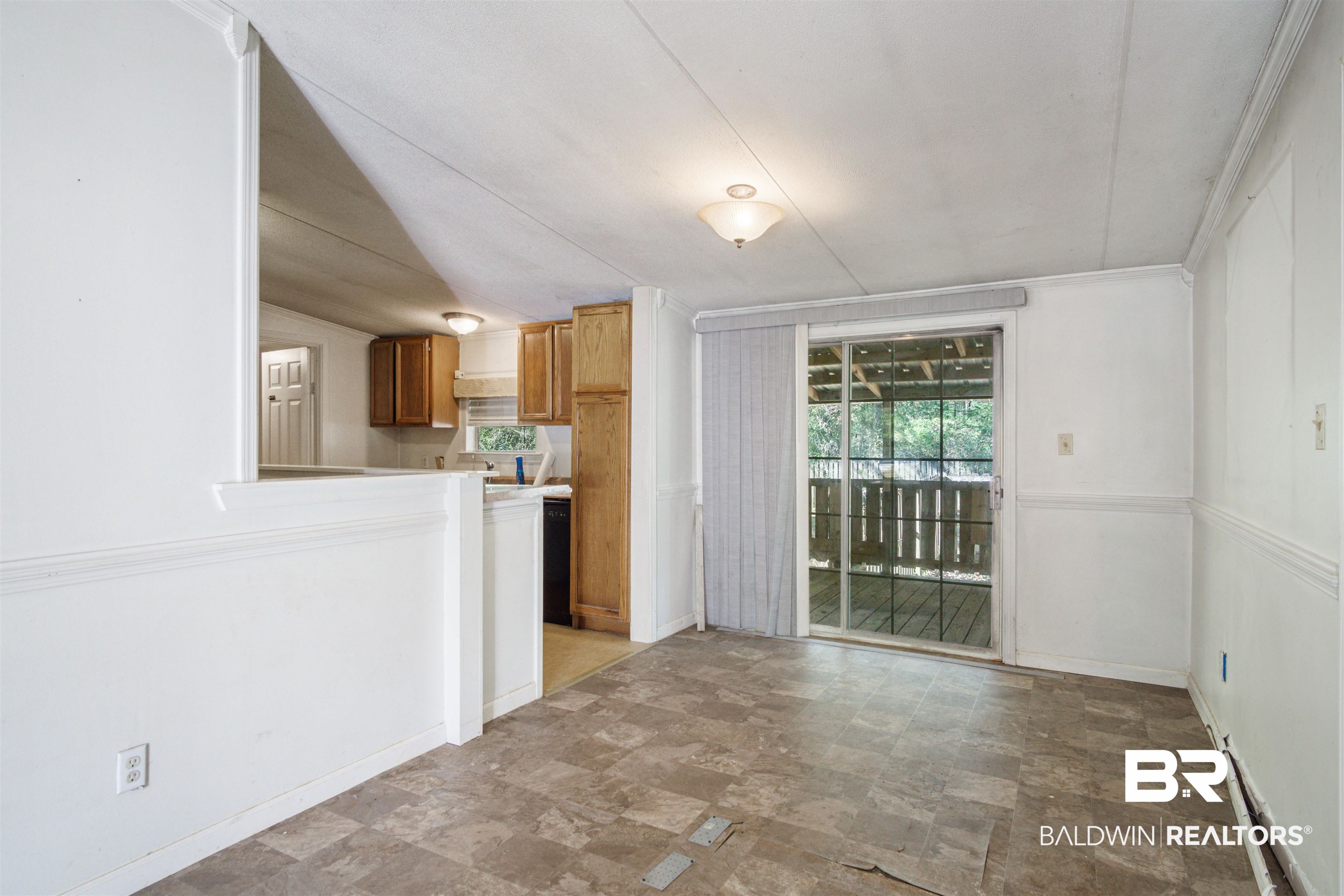 5735 Boxwood Drive Semmes, AL 36575 - Photo 8 of 23