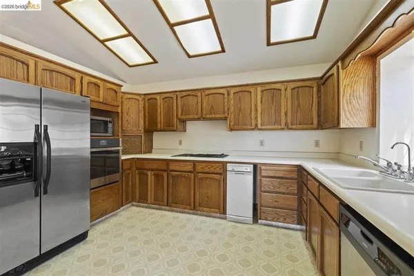 a view of a storage & utility room