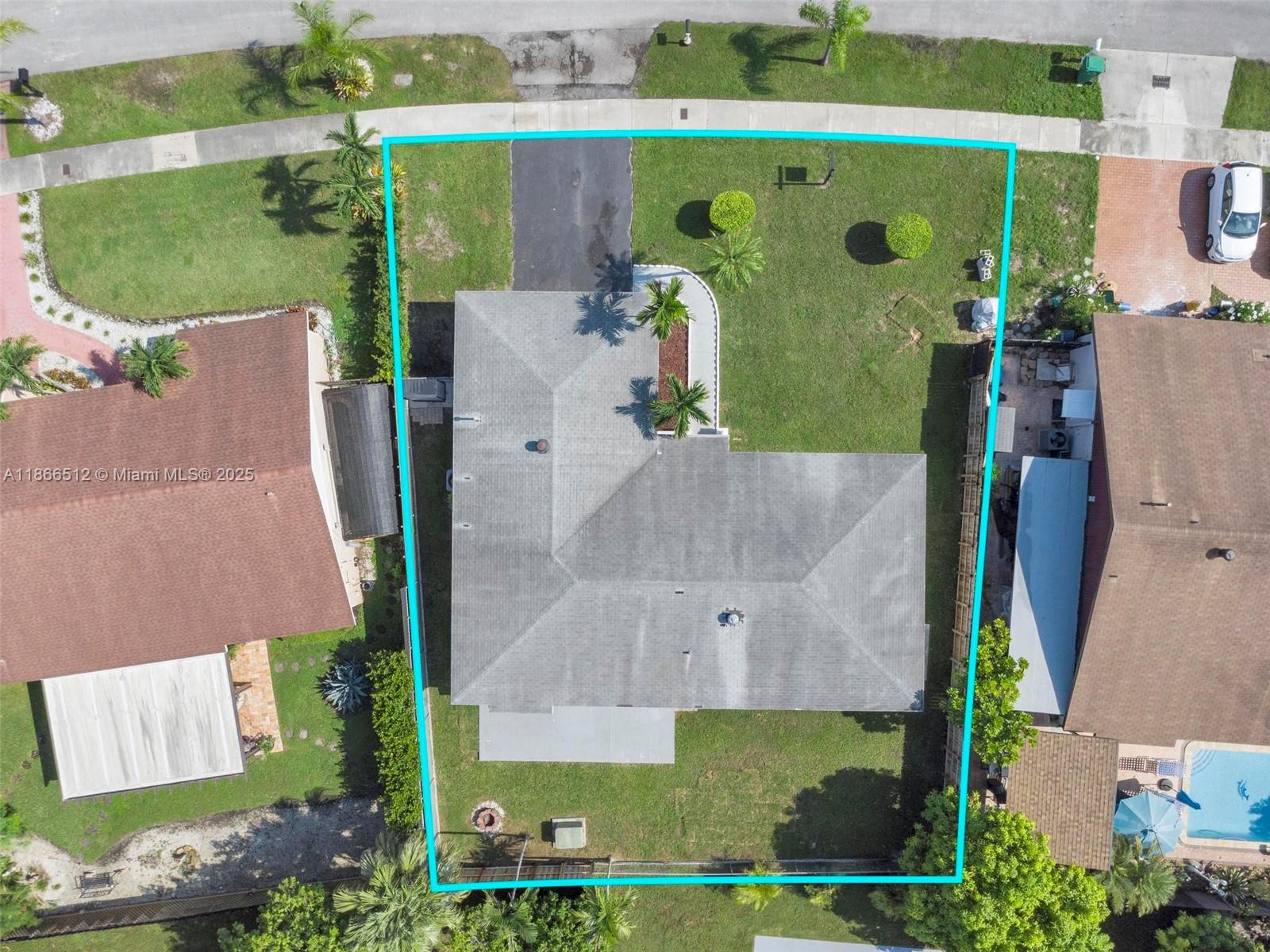13440 Southwest 81st Street Miami, FL 33183 - Photo 21 of 23 an aerial view of a house