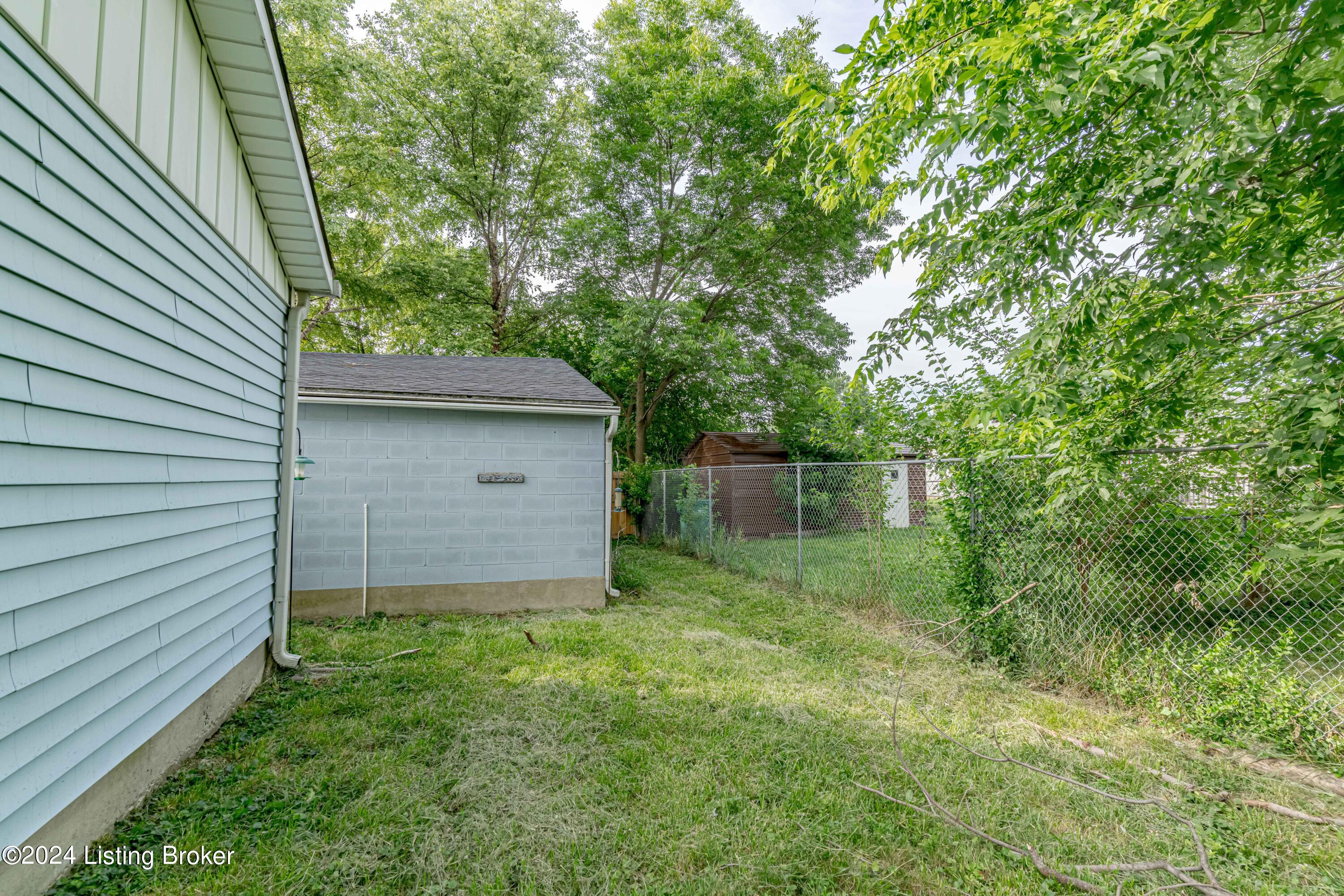 4820 Raven Road Lynnview, KY 40213 - Photo 52 of 58 DSC05871