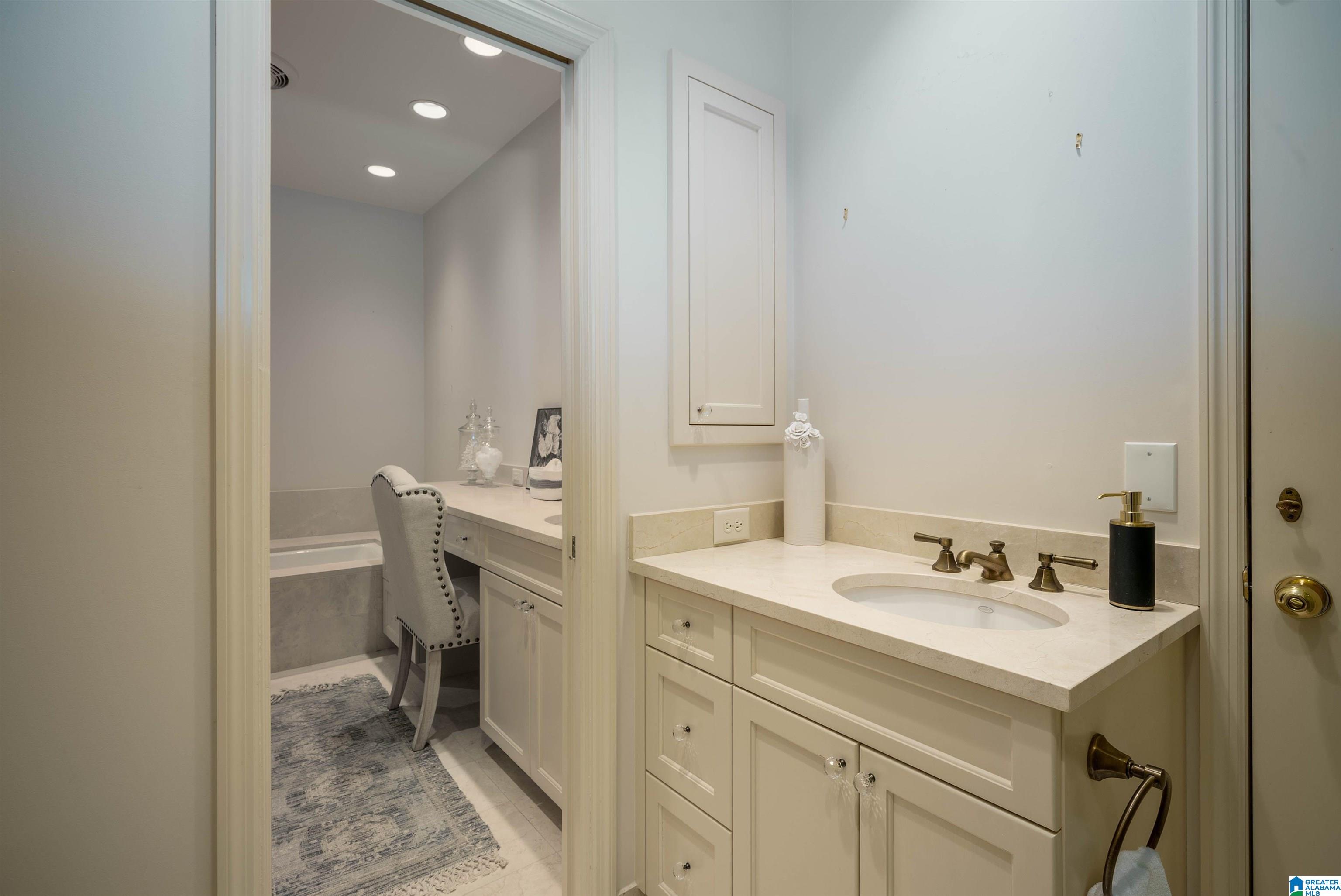 3532 Brookwood Road Birmingham, AL 35223 - Photo 24 of 49