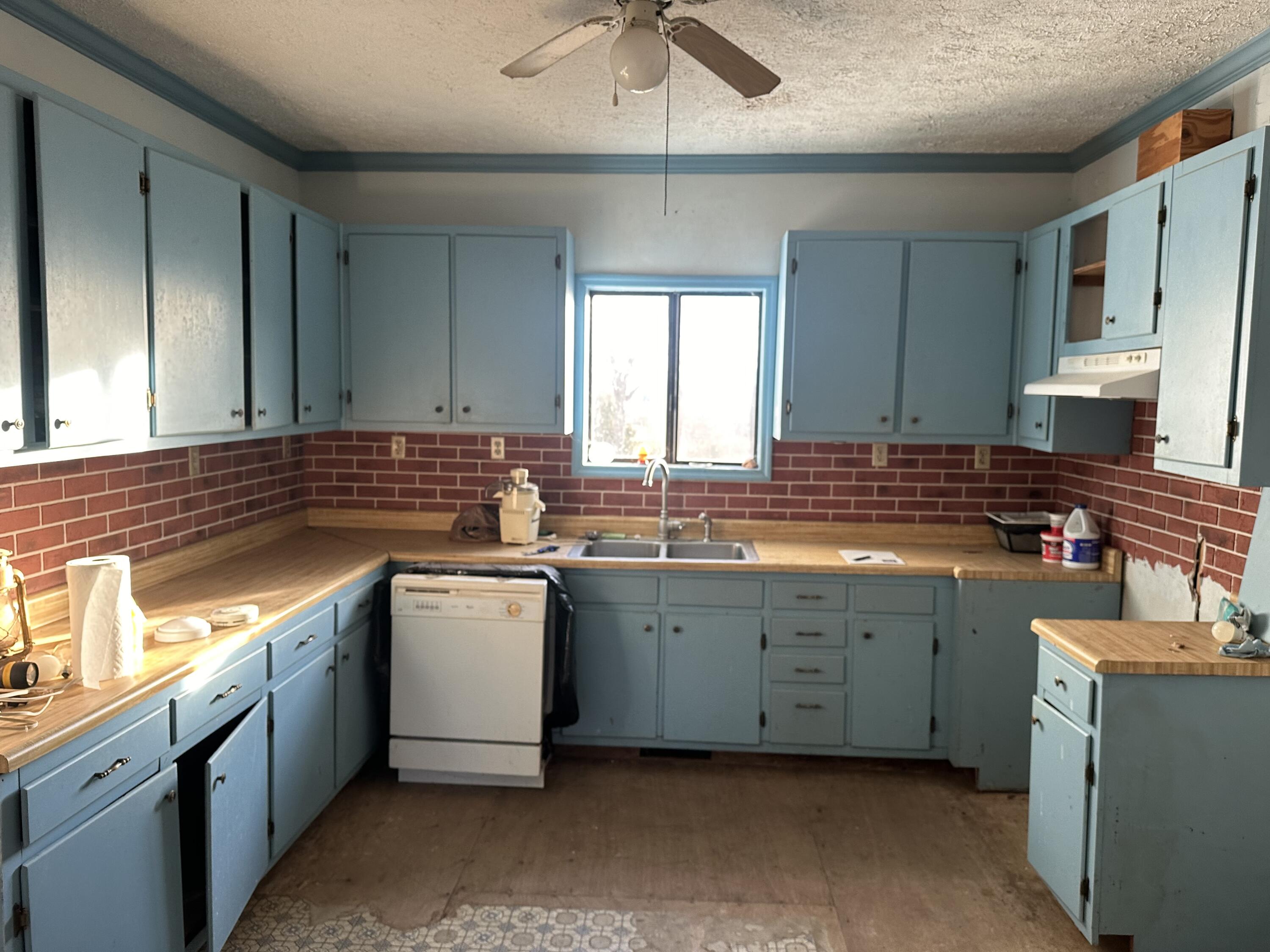 1057 Nester Road Thaxton, VA 24174 - Photo 2 of 15 02E92972-CB54-430E-B260-A88991B98536