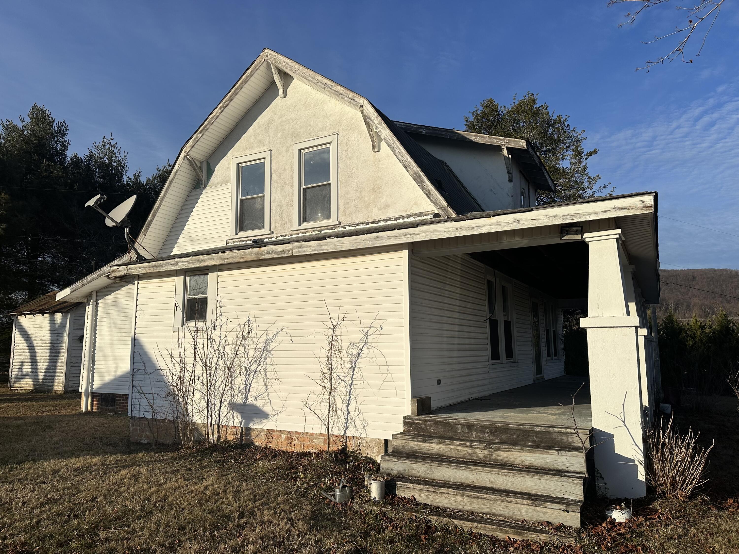 1057 Nester Road Thaxton, VA 24174 - Photo 5 of 15 FD6E15BC-6DFB-467D-B3D6-9A96BFBD6ADE