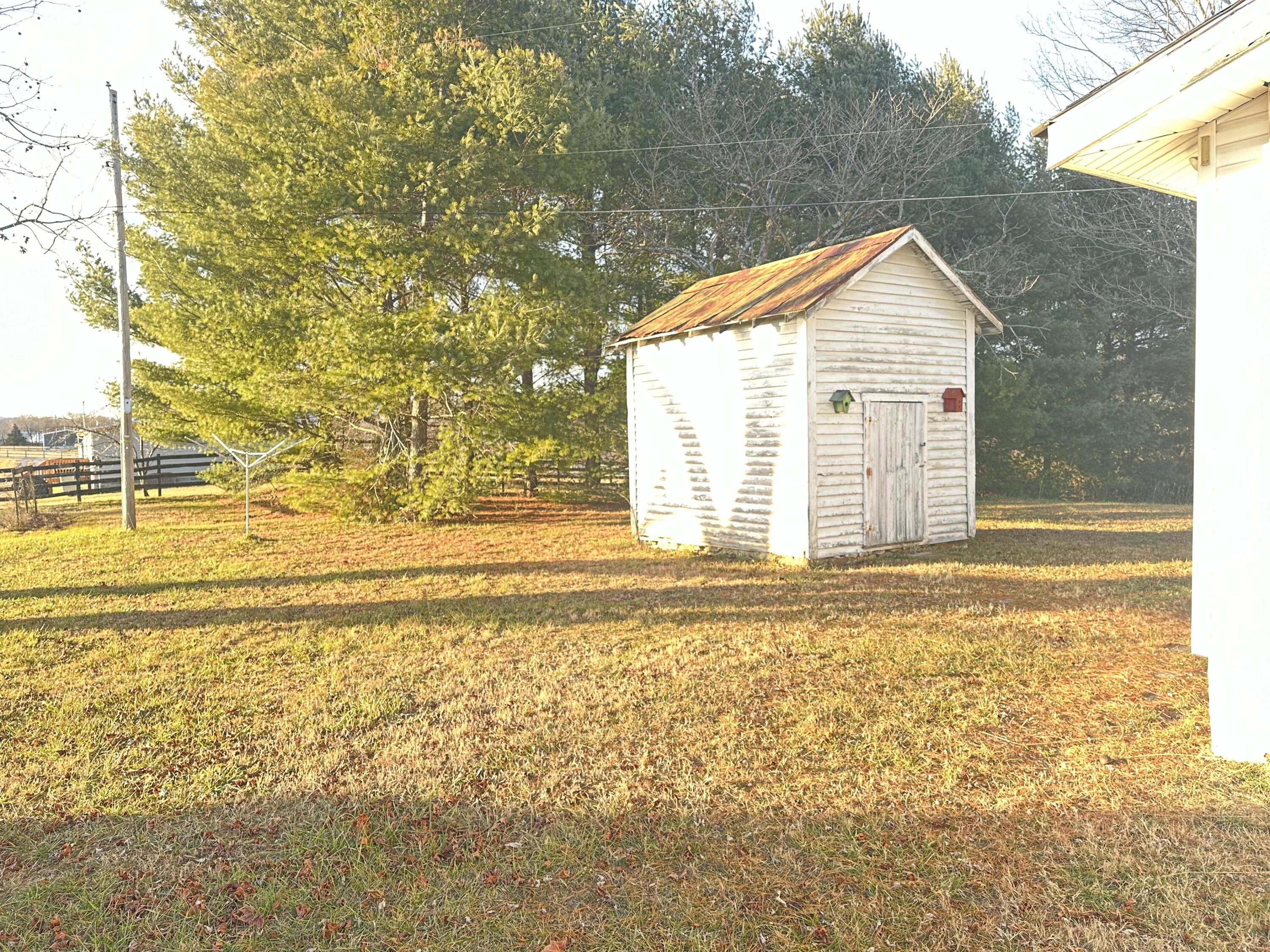 1057 Nester Road Thaxton, VA 24174 - Photo 9 of 15 7819AB2E-A715-4777-AC2B-3B993BFBAEFA