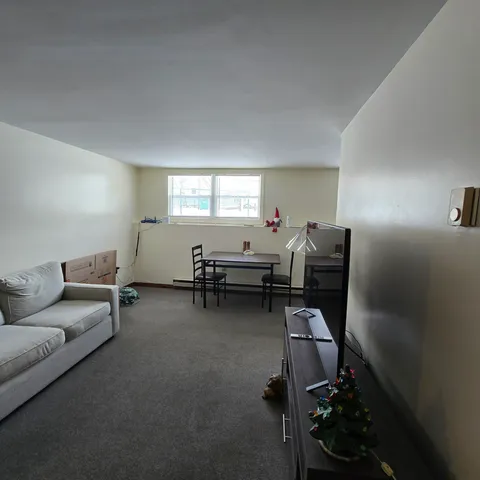 $1,600 | 2 Hancock Street, Unit C, Dover, NH 03820