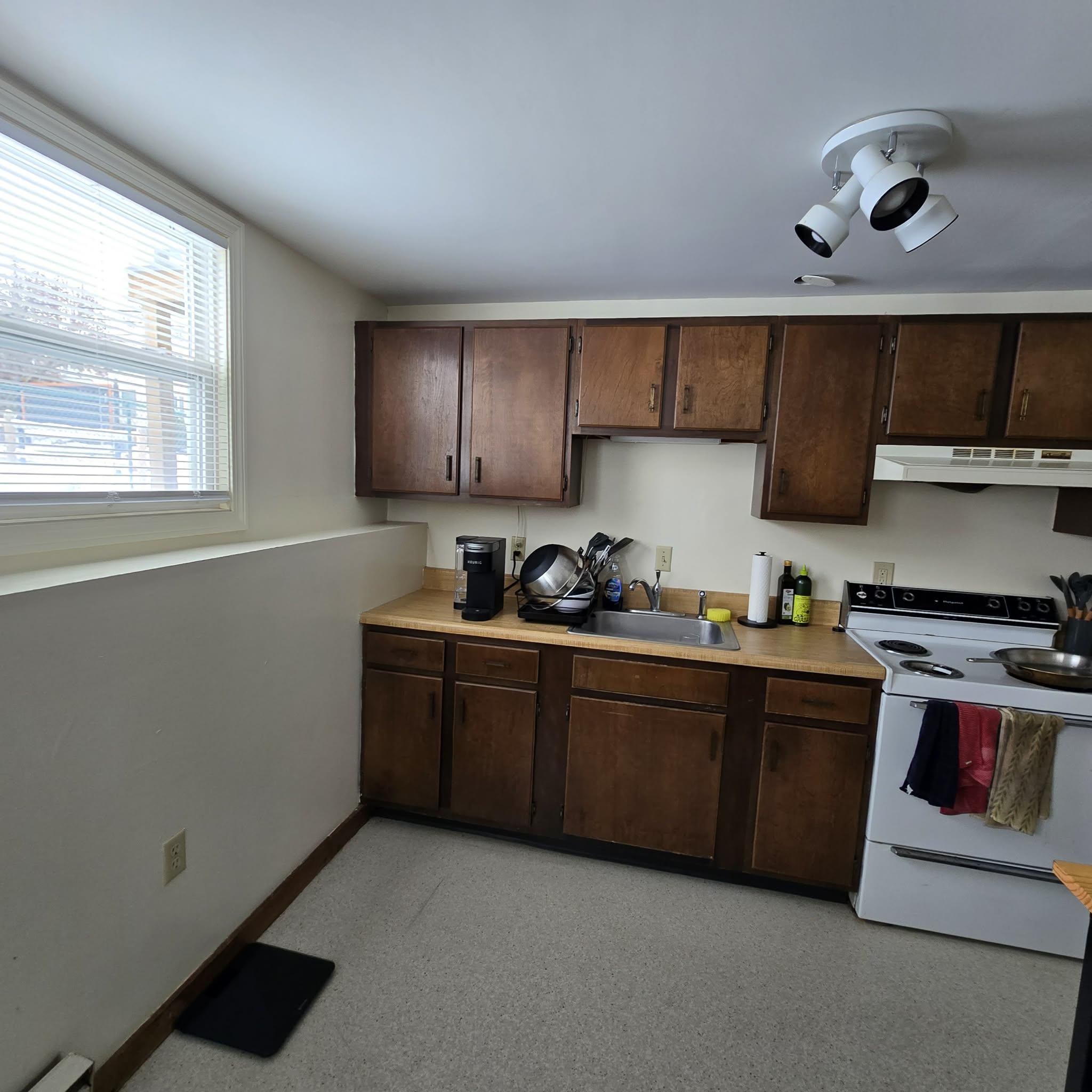 2 Hancock Street, Unit C Dover, NH 03820 - Photo 7 of 16