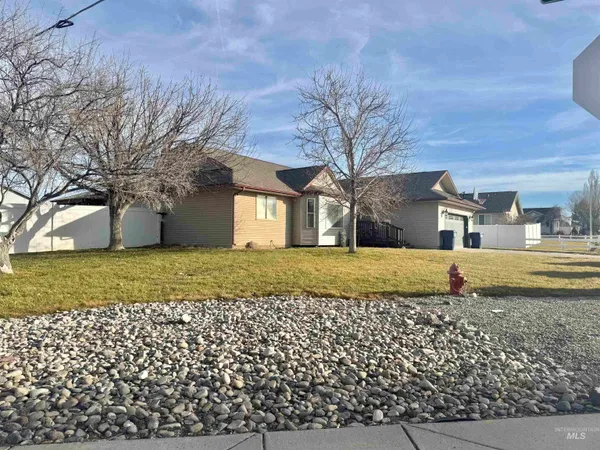 $355,000 | 303 Golden Spur Drive, Filer, ID 83328