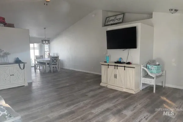 $355,000 | 303 Golden Spur Drive, Filer, ID 83328