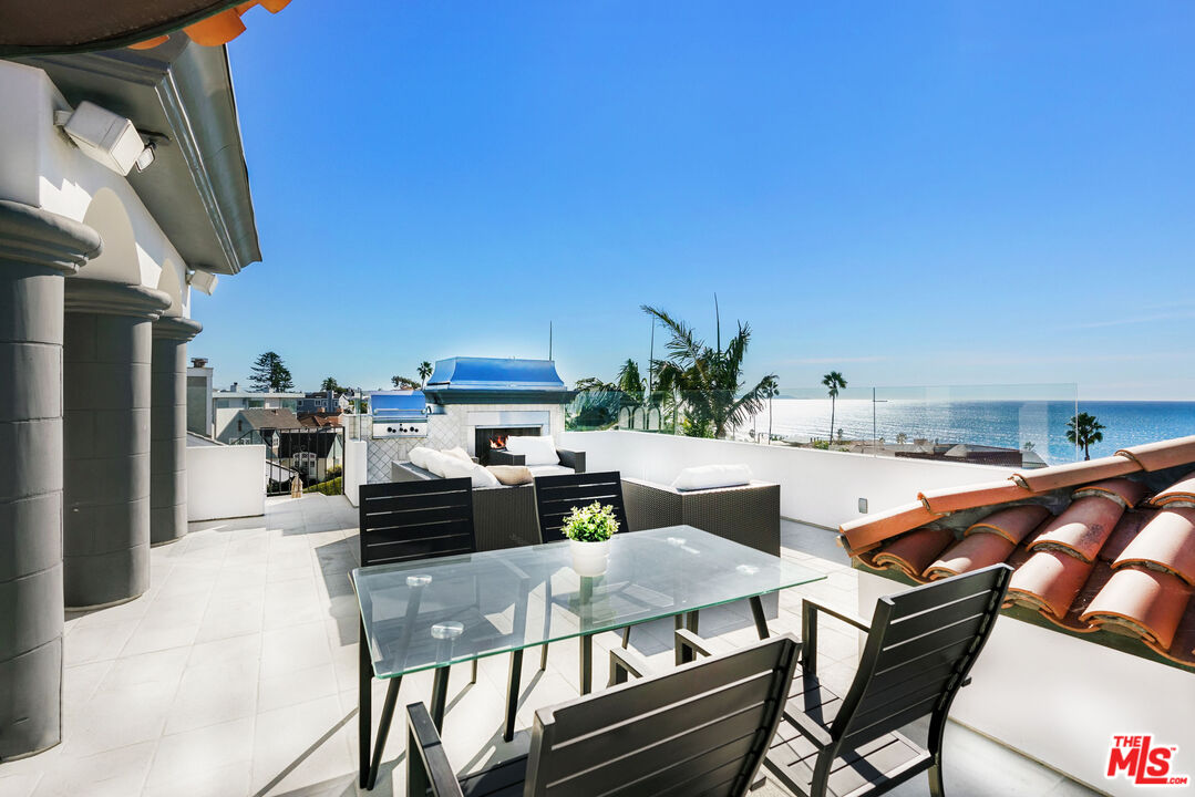 7112 Rindge Avenue Playa del Rey, CA 90293 - Photo 21 of 39