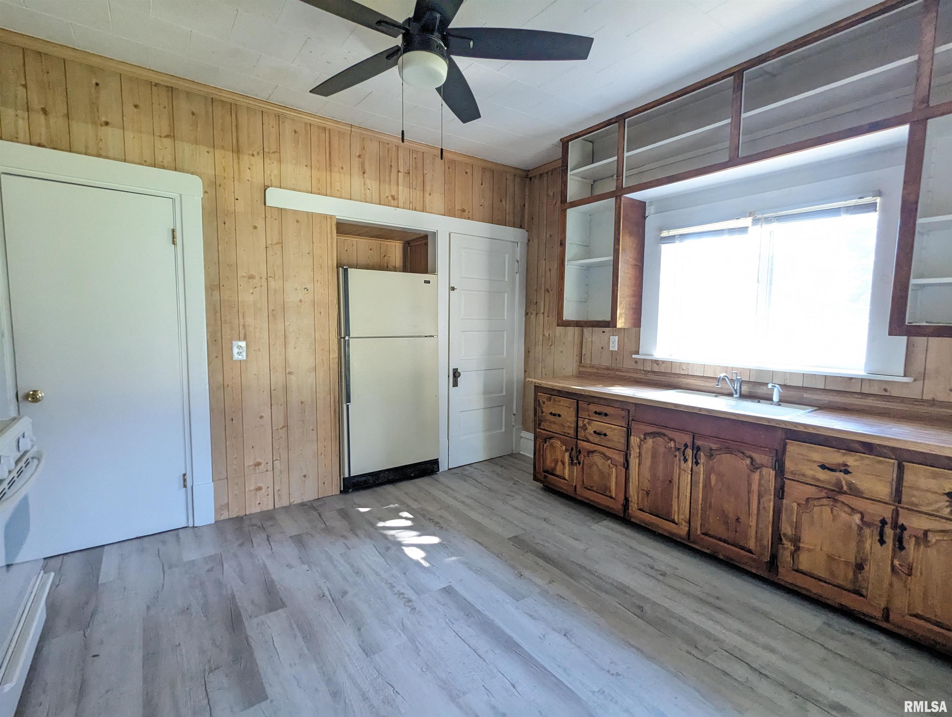 1116 North Benedict Street Chillicothe, IL 61523 - Photo 30 of 58