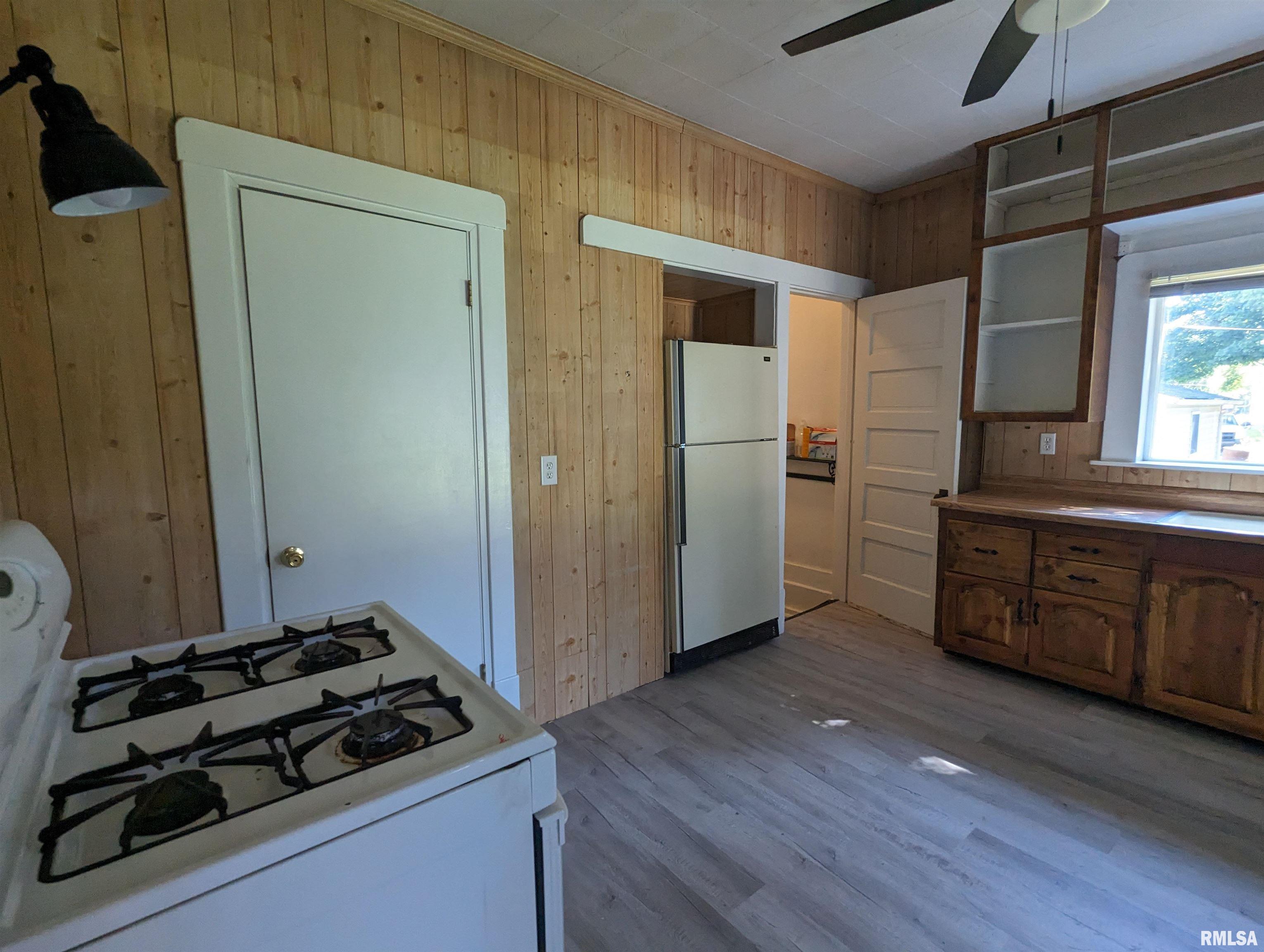 1116 North Benedict Street Chillicothe, IL 61523 - Photo 31 of 58