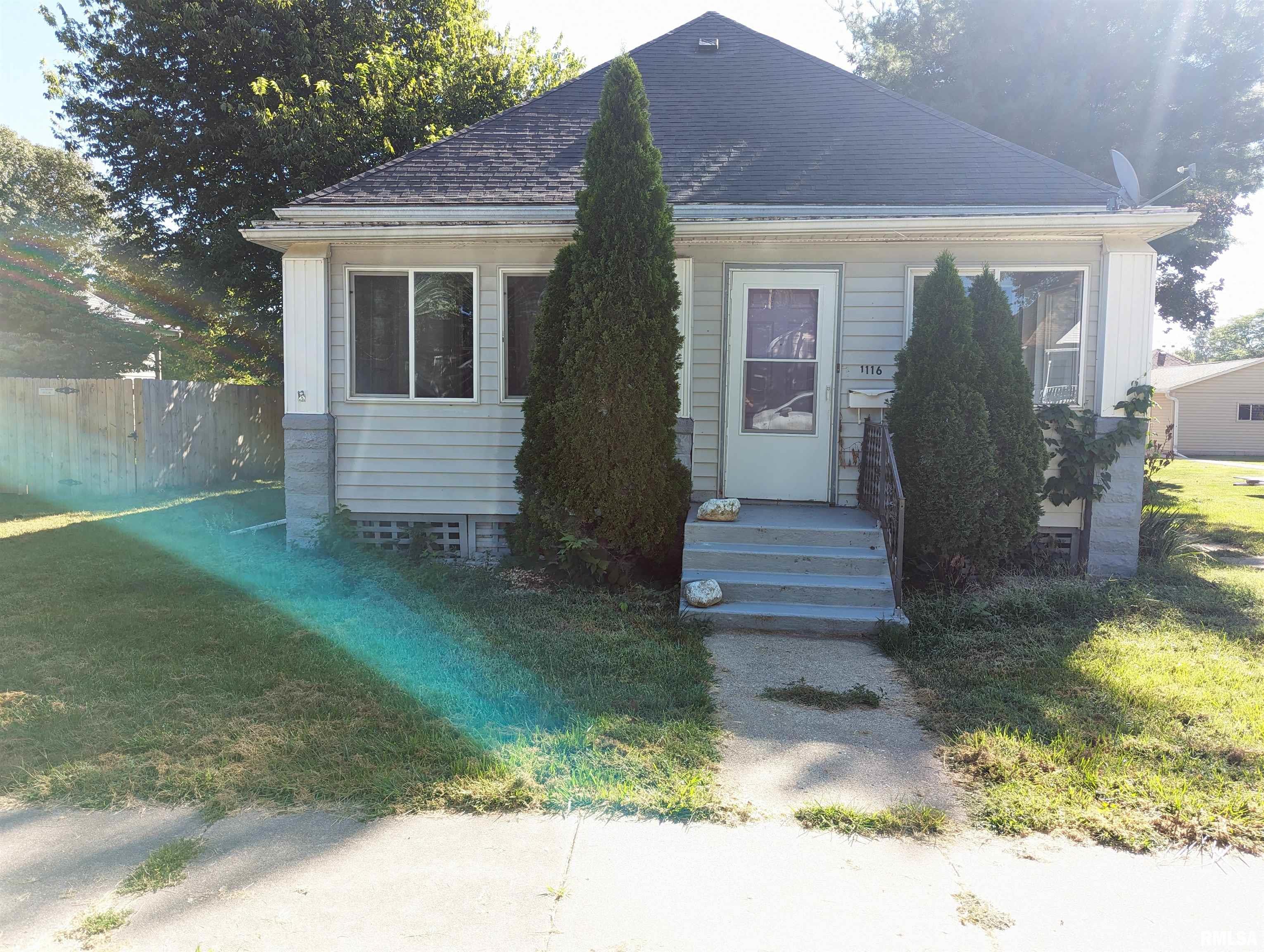1116 North Benedict Street Chillicothe, IL 61523 - Photo 4 of 58
