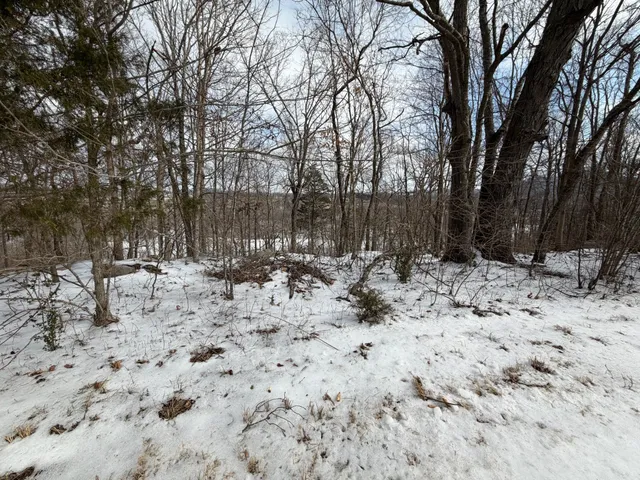 $299,000 | 6 River Bend Road, Horse Cave, KY 42749