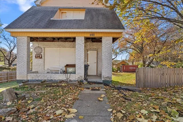 $90,000 | 929 Greeley Avenue, Kansas City, KS 66101