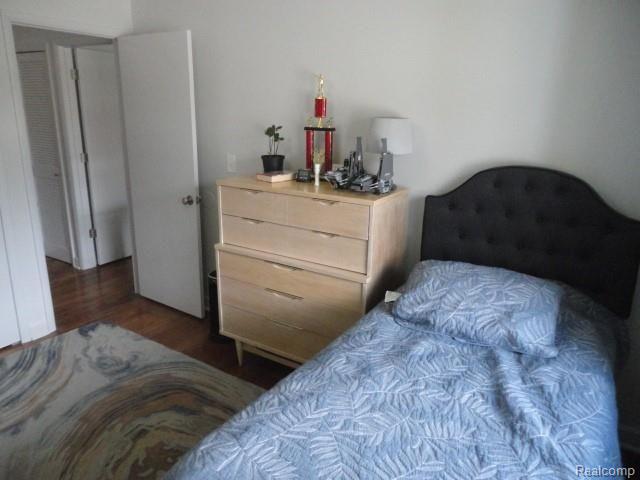 24111 Meridian Road, Unit 21 Grosse Ile, MI 48138 - Photo 13 of 18 DSC02975.JPG