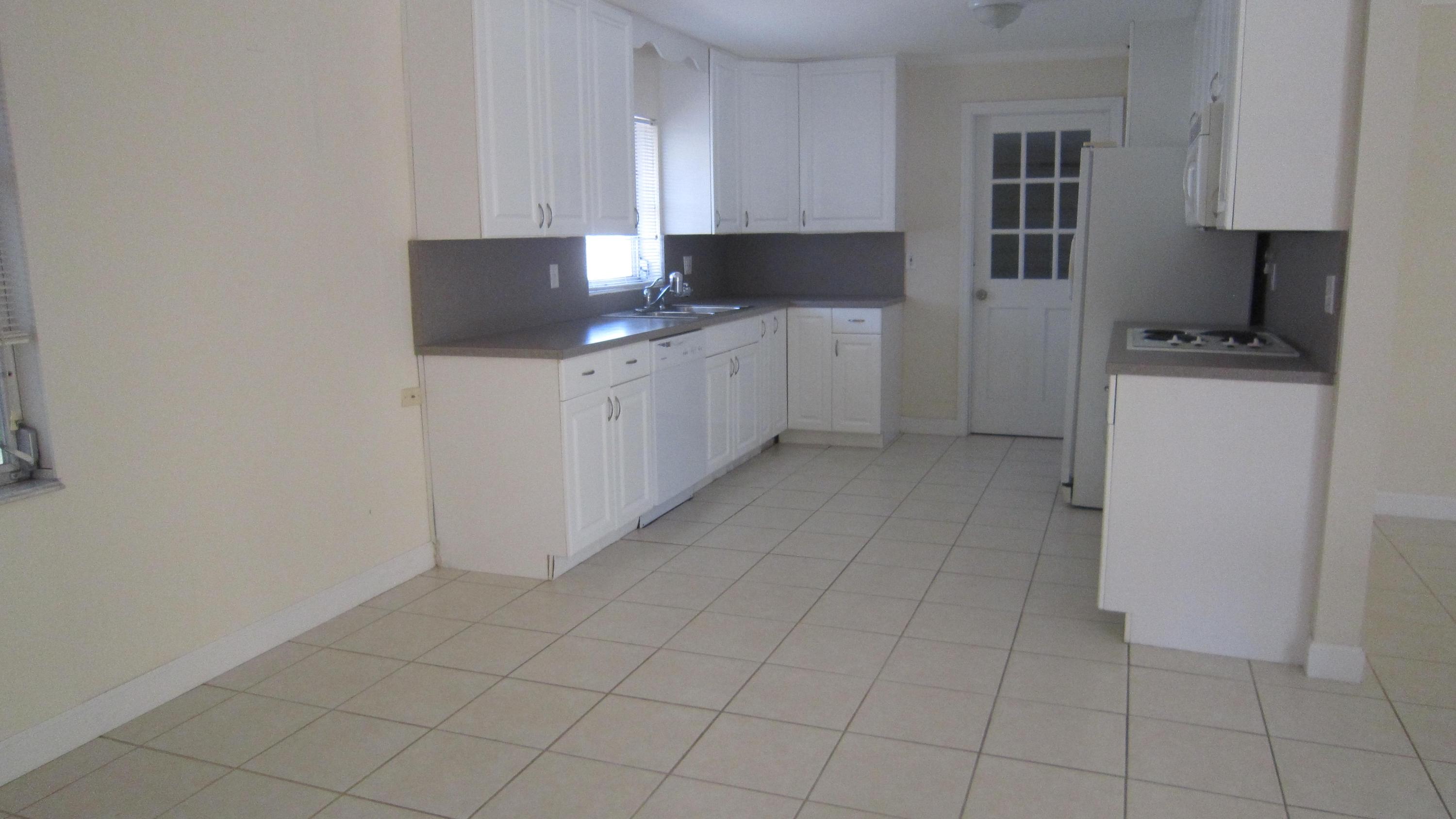 1920 Crafton Road North Palm Beach, FL 33408 - Photo 12 of 20 Kit
