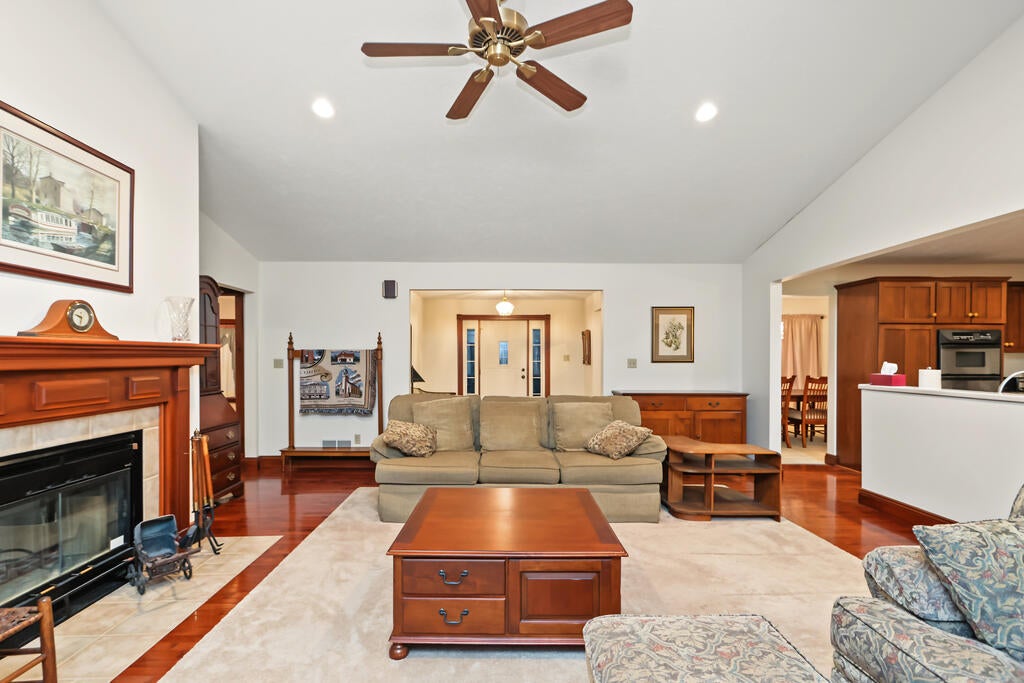Gallery Image 7