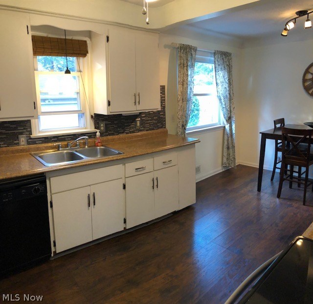 5890 Pearl Road Cleveland, OH 44130 - Photo 1 of 3