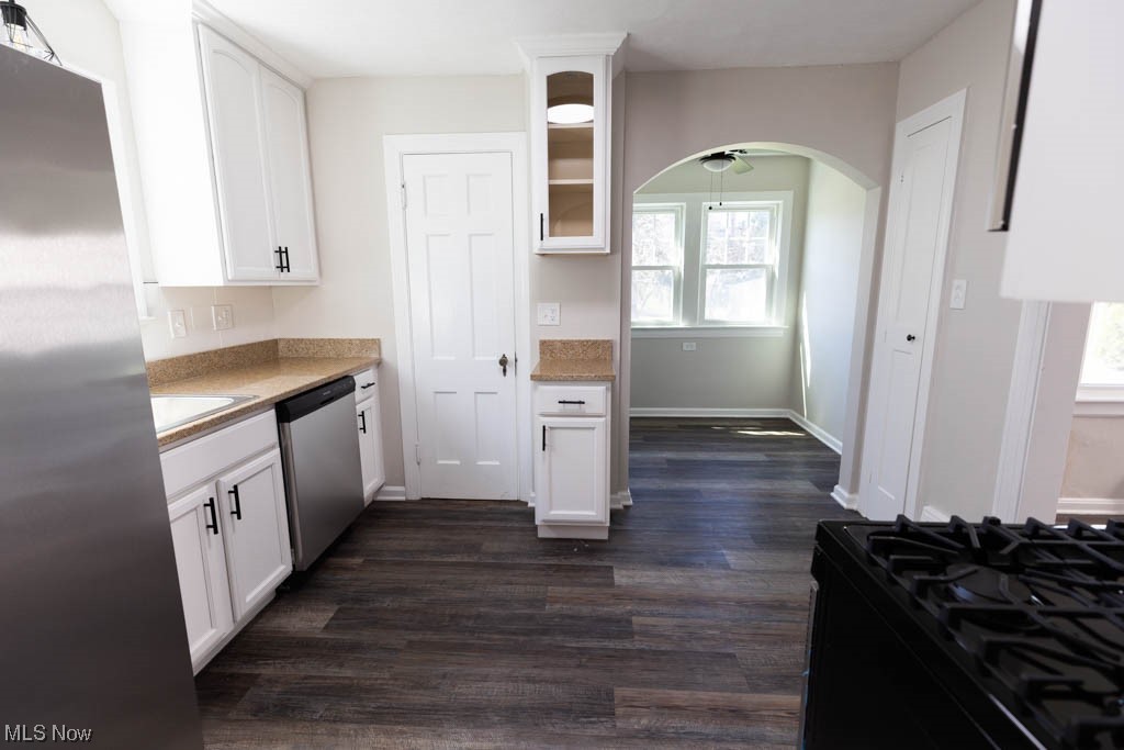 864 Beverly Road Cleveland Heights, OH 44121 - Photo 10 of 27