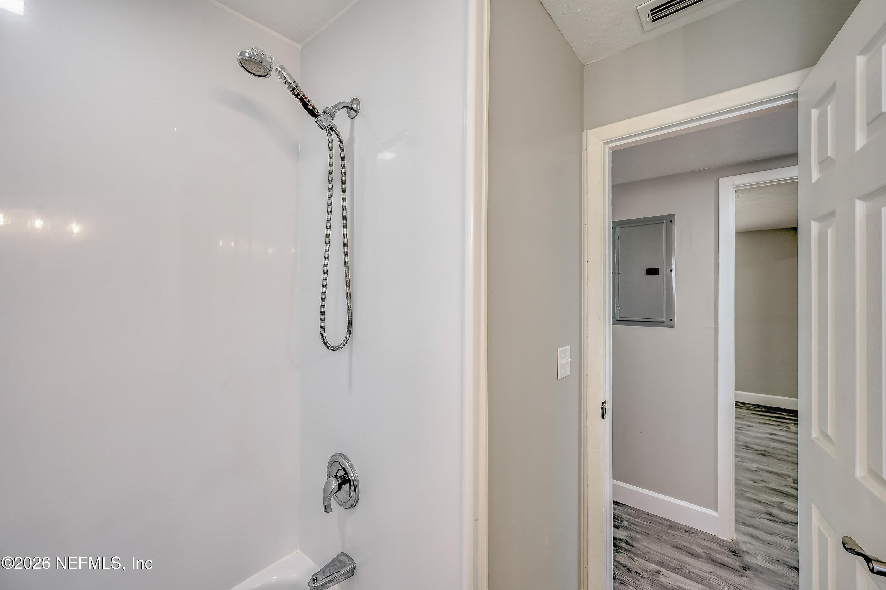 772 Alvis Road Jacksonville, FL 32220 - Photo 13 of 24 772 Alvis Rd-15