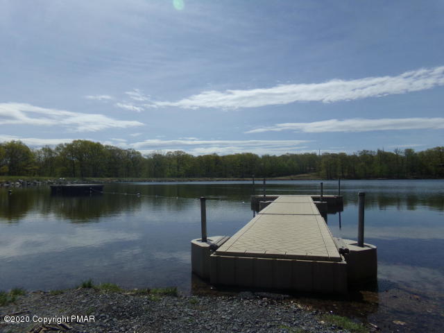 131 Swallow Court Bushkill, PA 18324 - Photo 13 of 14 20190819220908501005000000-o