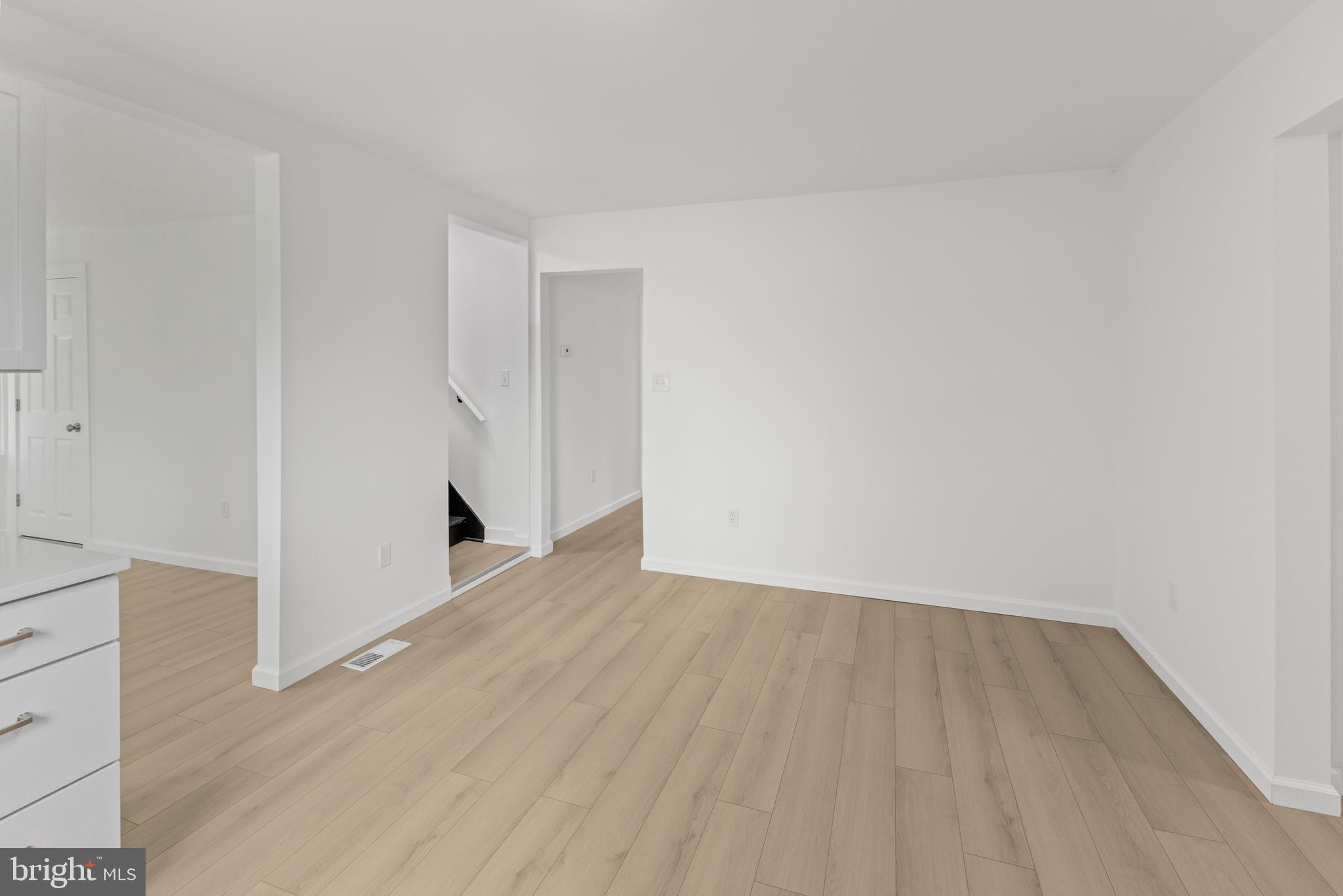567 Ackley Road Newport, NJ 08345 - Photo 7 of 22 Primary suite