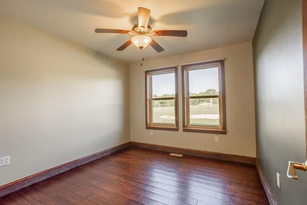 $418,000 | 18933 South 2700th Road, El Dorado Springs, MO 64744