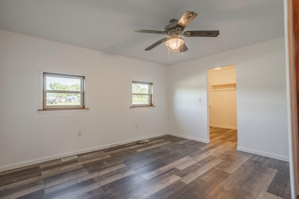 18933 South 2700th Road El Dorado Springs, MO 64744 - Photo 15 of 32