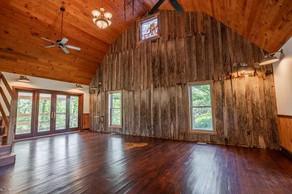 $418,000 | 18933 South 2700th Road, El Dorado Springs, MO 64744