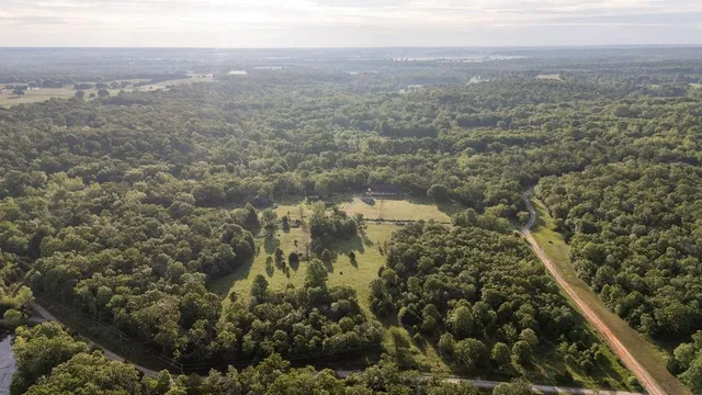 $439,250 | 18933 South 2700th Road, El Dorado Springs, MO 64744