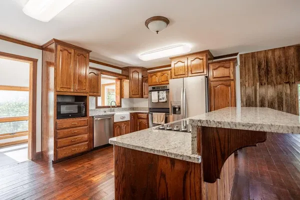 $418,000 | 18933 South 2700th Road, El Dorado Springs, MO 64744