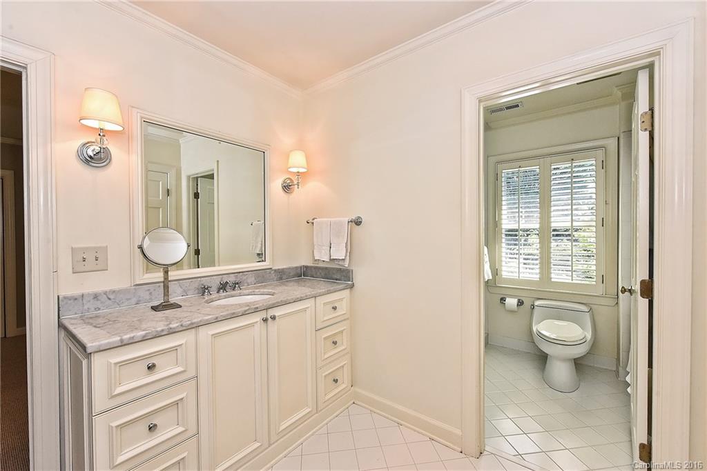 1925 Queens Road, Unit F2 Charlotte, NC 28207 - Photo 11 of 24 Gallery Image 11