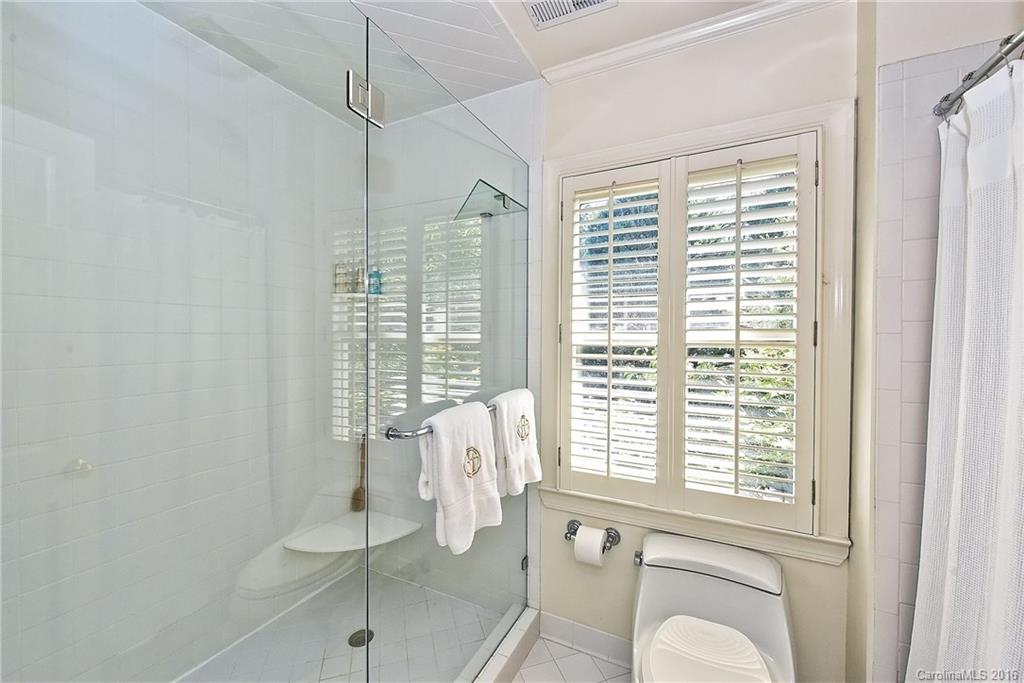 1925 Queens Road, Unit F2 Charlotte, NC 28207 - Photo 12 of 24 Gallery Image 12