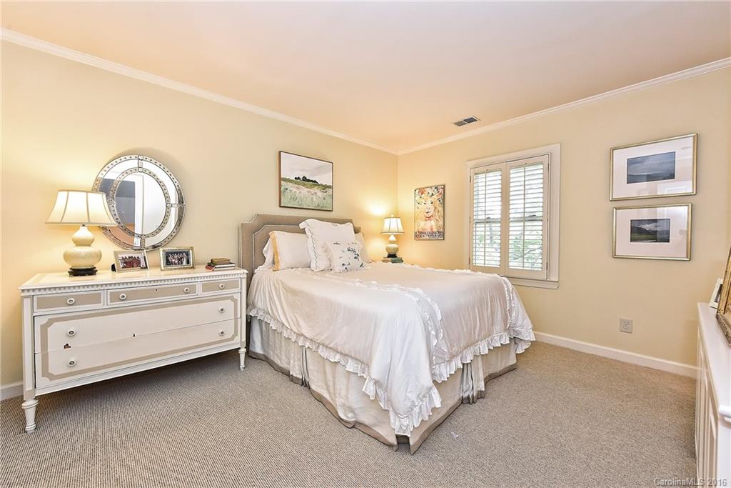 1925 Queens Road, Unit F2 Charlotte, NC 28207 - Photo 14 of 24 Gallery Image 14